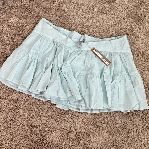 SKIMS Light Blue Skater Skirt - Picture 1 of 2